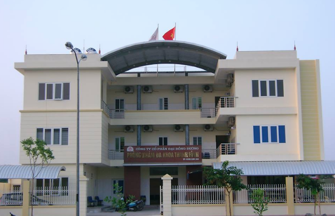 Thang tải khách tại Phòng khám đa khoa Thanh Bình